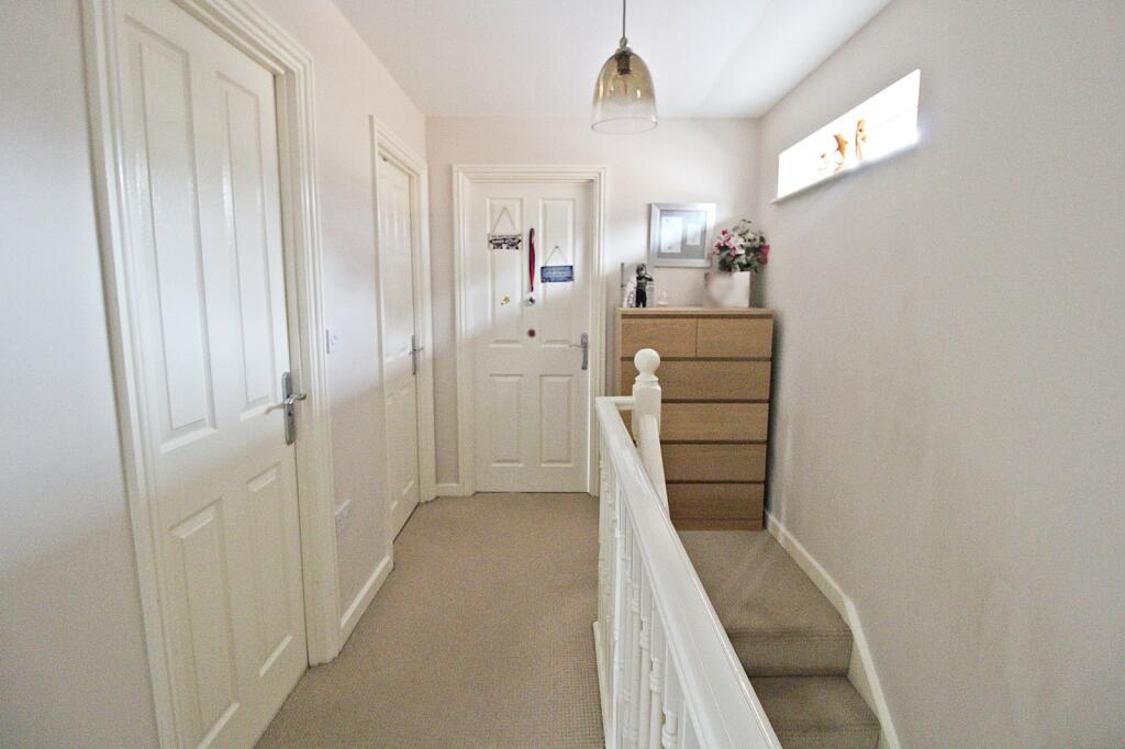 Additional property image - Nant-y-fron, Tonyrefail, Porth, Rhondda Cynon Taff. CF39 8HZ
