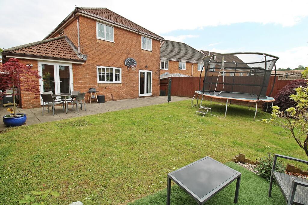 Additional property image - Nant-y-fron, Tonyrefail, Porth, Rhondda Cynon Taff. CF39 8HZ