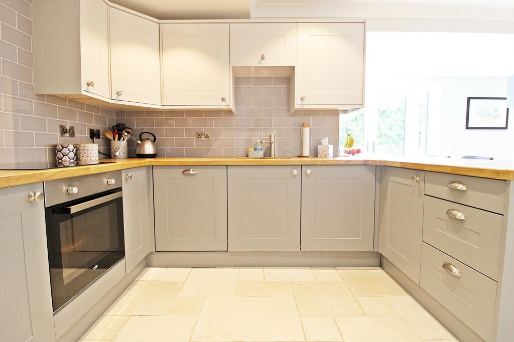 Additional property image - Maes-y-rhedyn, Talbot Green, Pontyclun, Rhondda, Cynon, Taff. CF72 8AN