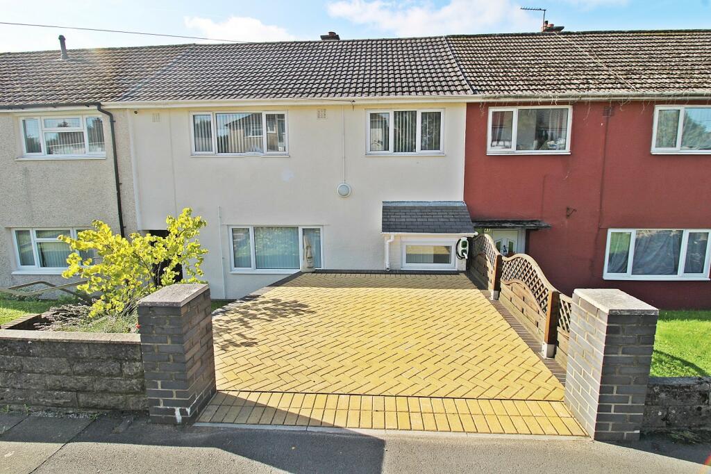 Additional property image - Heol Y Coed, Pontyclun, Rhondda Cynon Taff. CF72 9AS