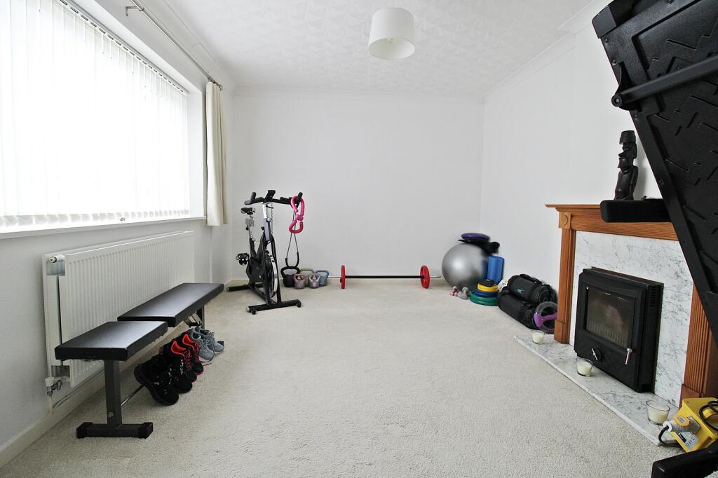 Additional property image - Heol Y Coed, Pontyclun, Rhondda Cynon Taff. CF72 9AS