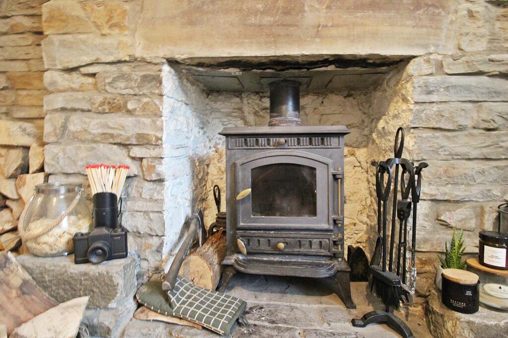 Additional property image - Cross Inn Road, Llantrisant, Pontyclun, Rhondda Cynon Taff. CF72 8AY