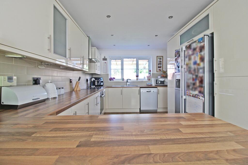 Additional property image - Powell Drive, Llanharan, Pontyclun, Rhondda Cynon Taff. CF72 9UU