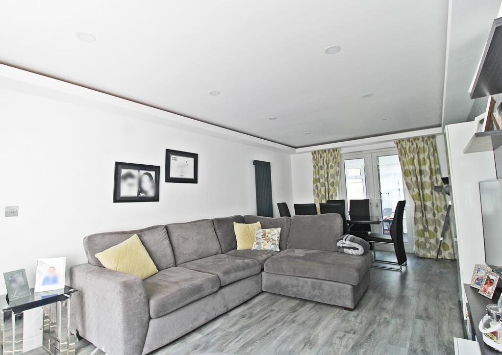 Additional property image - Powell Drive, Llanharan, Pontyclun, Rhondda Cynon Taff. CF72 9UU