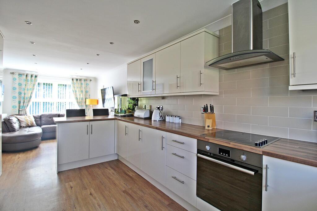 Additional property image - Powell Drive, Llanharan, Pontyclun, Rhondda Cynon Taff. CF72 9UU