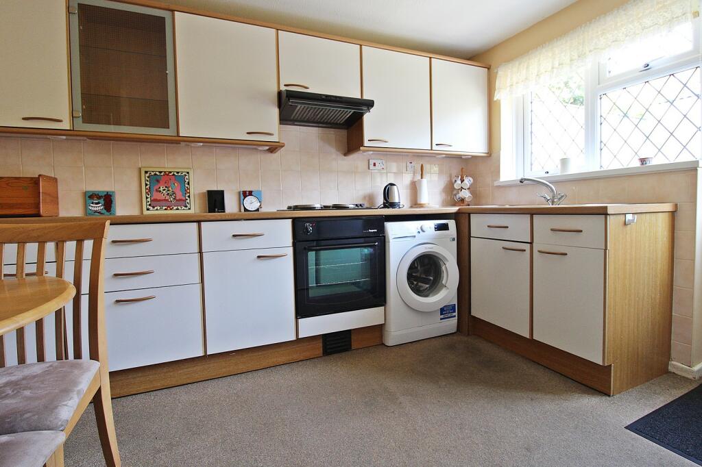 Additional property image - Pendre Crescent, Llanharan, Pontyclun, Rhondda Cynon Taff. CF72 9PP