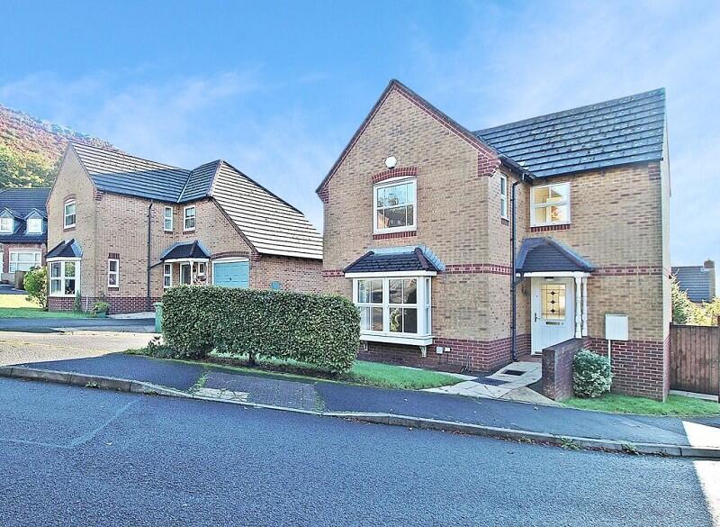 Main image of property: Dan Y Graig Heights, Talbot Green, Pontyclun, Rhondda Cynon Taff. CF72 8FD