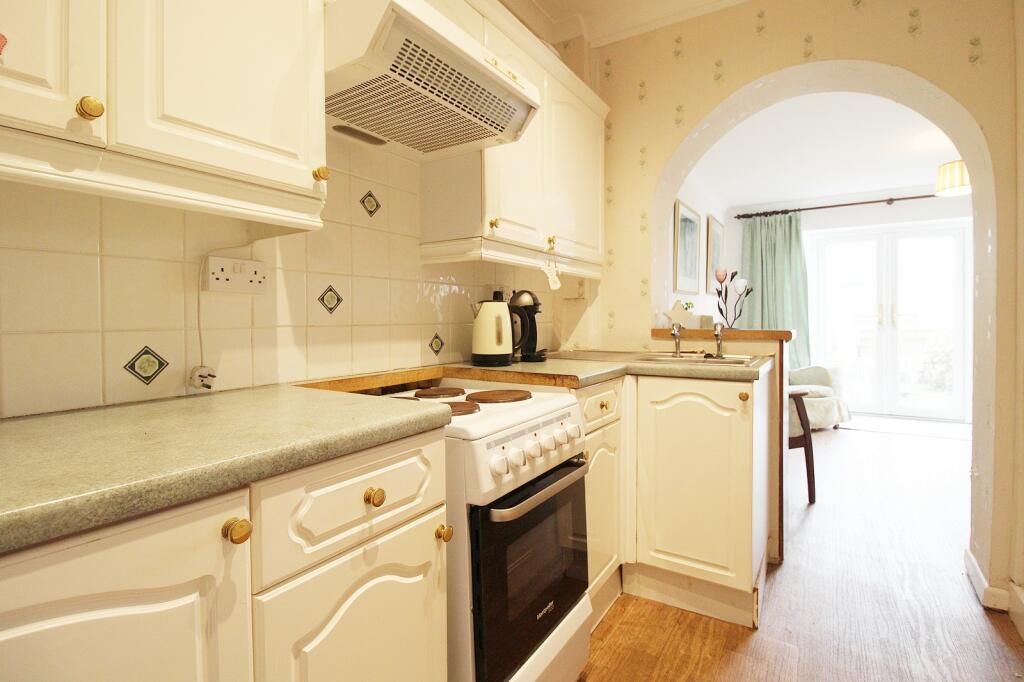 Additional property image - Cerdin Avenue, Pontyclun, Rhondda Cynon Taff. CF72 9ER