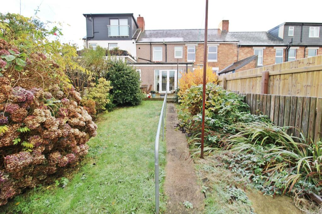 Additional property image - Cerdin Avenue, Pontyclun, Rhondda Cynon Taff. CF72 9ER