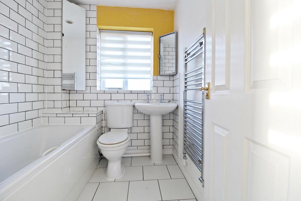 Additional property image - Ffordd Helygen, Llanharry, Pontyclun, Rhondda Cynon Taff. CF72 9GJ