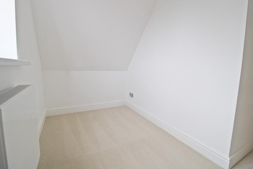 Additional property image - Hafod Wen, Tonyrefail, Porth, Rhondda Cynon Taff. CF39 8LB