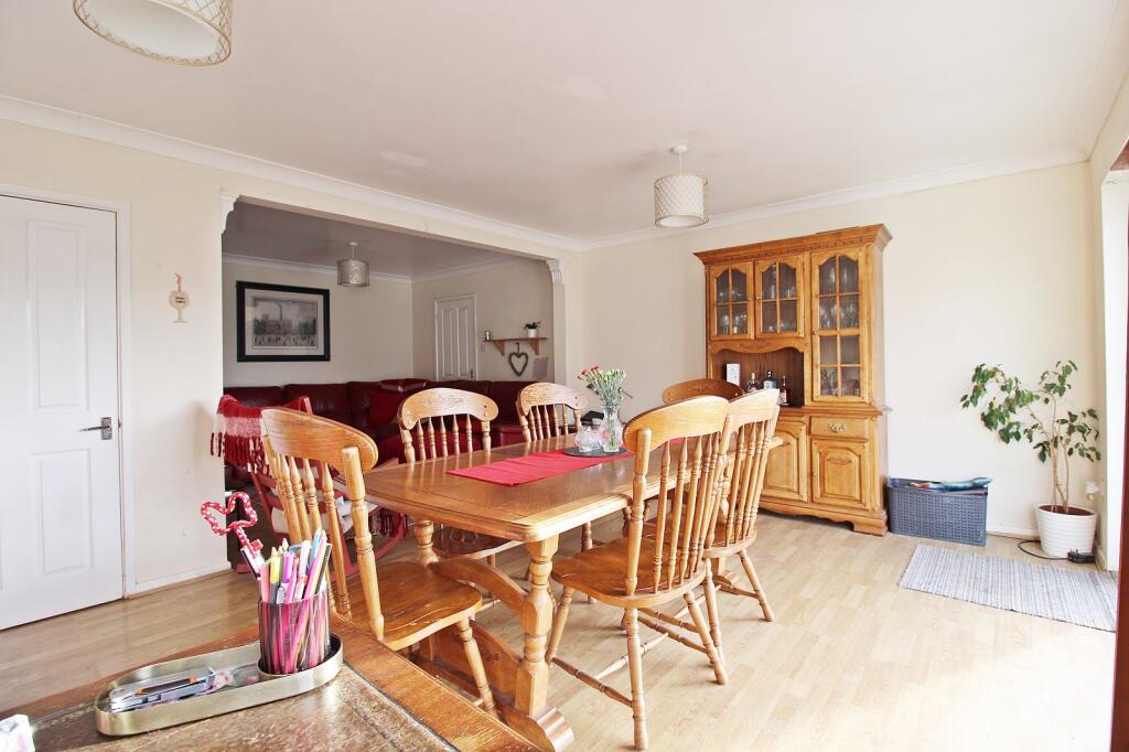 Additional property image - Park Lane, Groesfaen, Pontyclun, Rhondda Cynon Taff. CF72 8PB