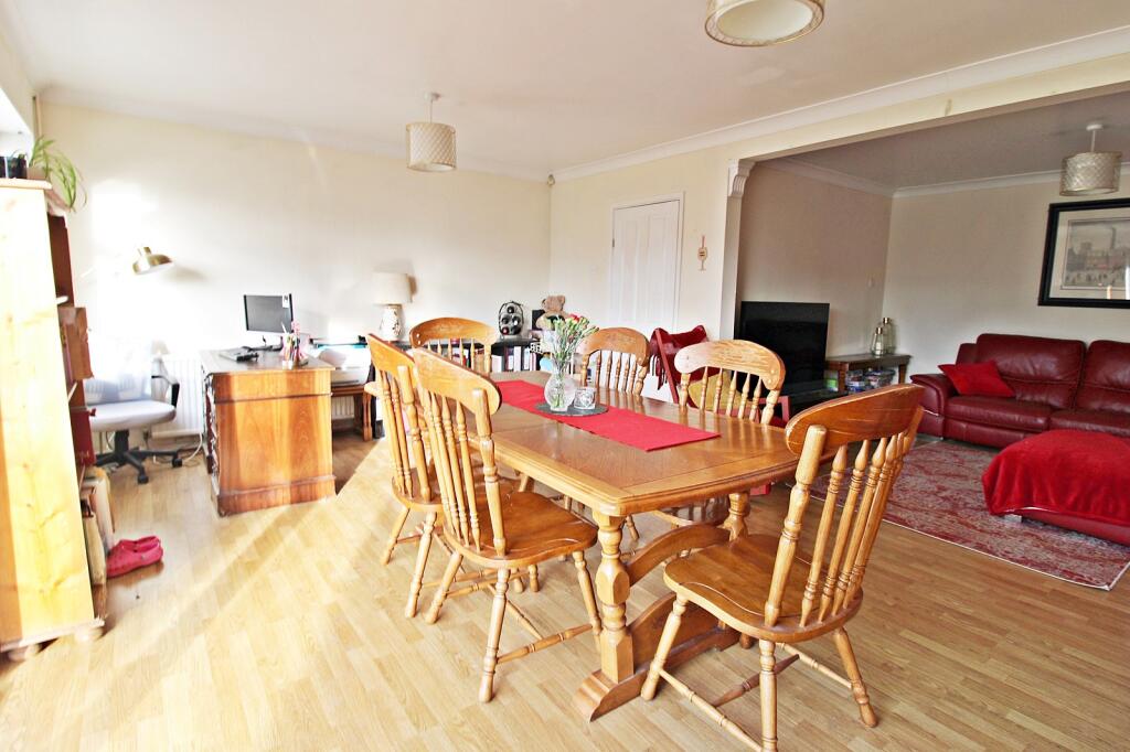 Additional property image - Park Lane, Groesfaen, Pontyclun, Rhondda Cynon Taff. CF72 8PB