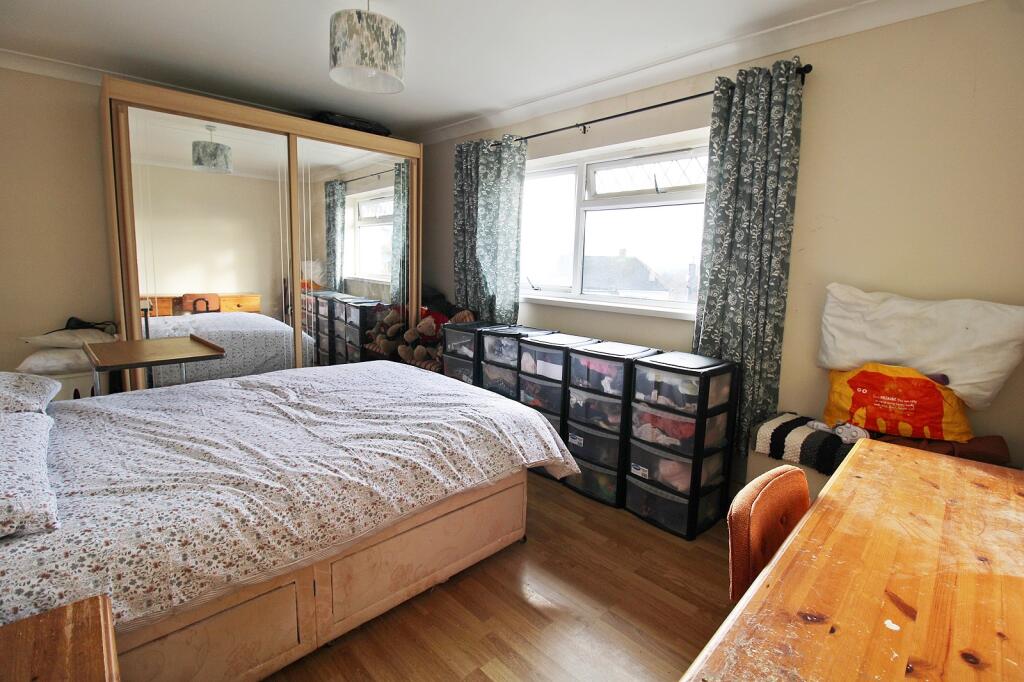 Additional property image - Park Lane, Groesfaen, Pontyclun, Rhondda Cynon Taff. CF72 8PB