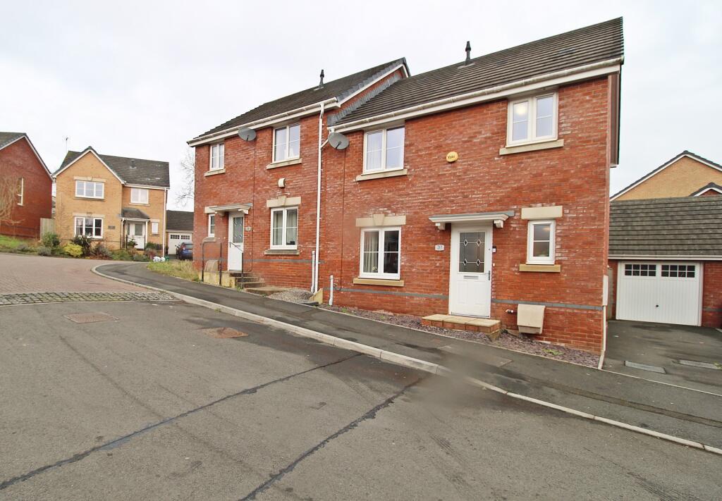 Additional property image - Heol Miaren, Llanharry, Pontyclun, Rhondda Cynon Taff. CF72 9WL