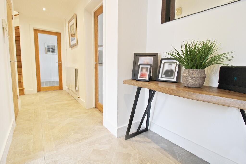 Additional property image - Tylcha Ganol, Tonyrefail, Porth, Rhondda Cynon Taff. CF39 8BY