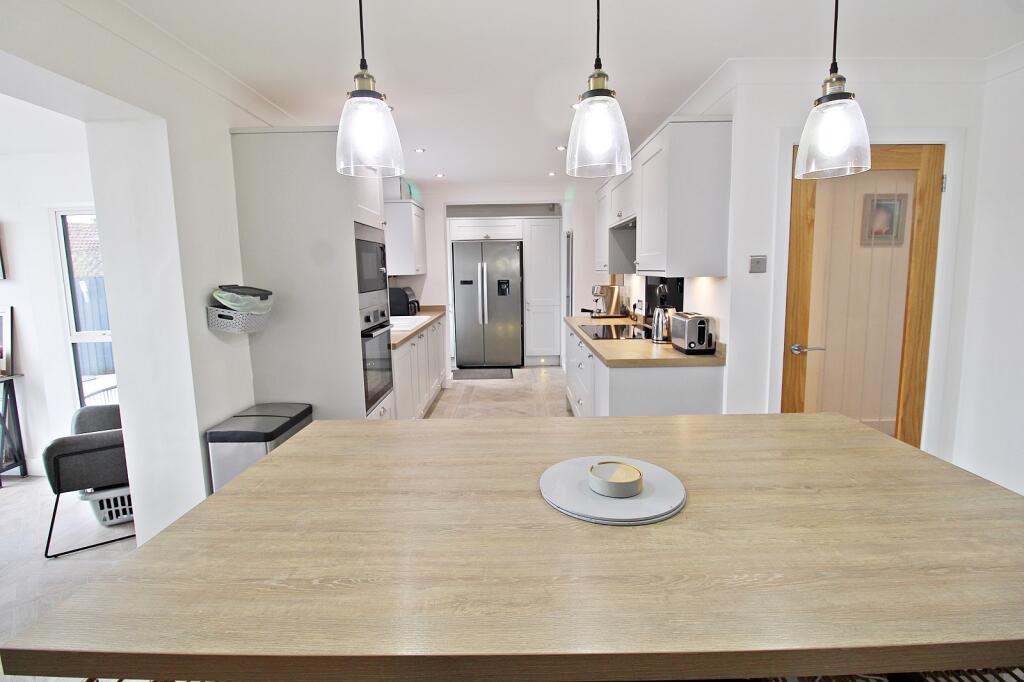 Additional property image - Tylcha Ganol, Tonyrefail, Porth, Rhondda Cynon Taff. CF39 8BY