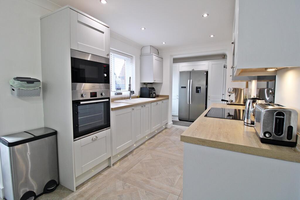 Additional property image - Tylcha Ganol, Tonyrefail, Porth, Rhondda Cynon Taff. CF39 8BY