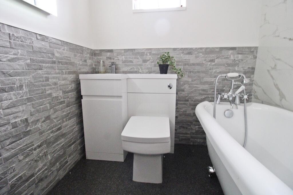 Additional property image - Tylcha Ganol, Tonyrefail, Porth, Rhondda Cynon Taff. CF39 8BY
