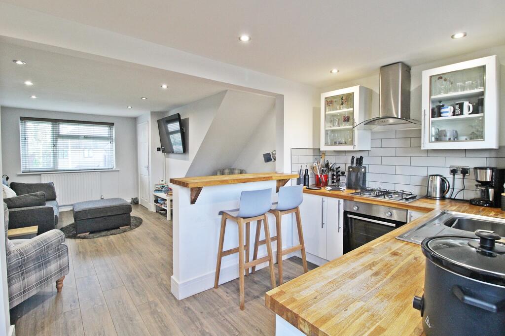 Additional property image - The Hollies, Brynsadler, Pontyclun, Rhondda Cynon Taff. CF72 9BB