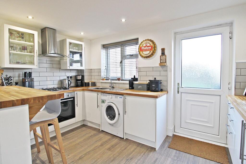 Additional property image - The Hollies, Brynsadler, Pontyclun, Rhondda Cynon Taff. CF72 9BB