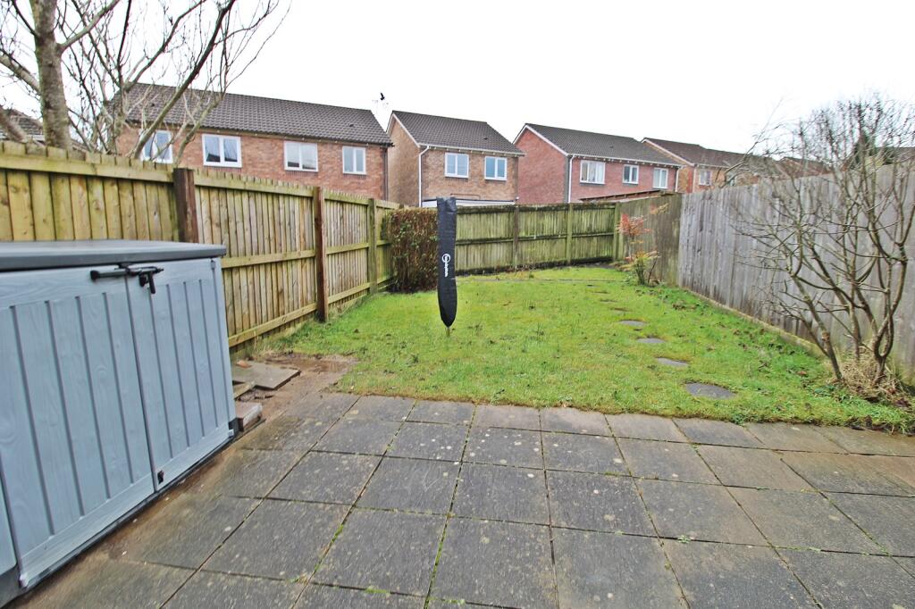 Additional property image - Clos Gwernen, Llanharry, Pontyclun, Rhondda Cynon Taff. CF72 9GH