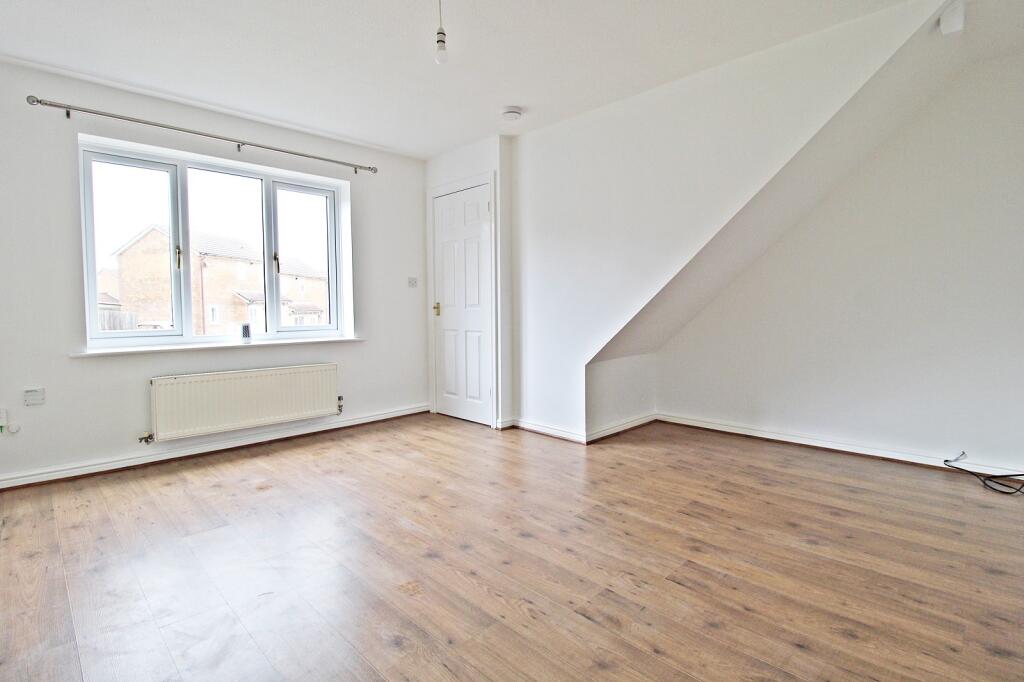 Additional property image - Clos Gwernen, Llanharry, Pontyclun, Rhondda Cynon Taff. CF72 9GH
