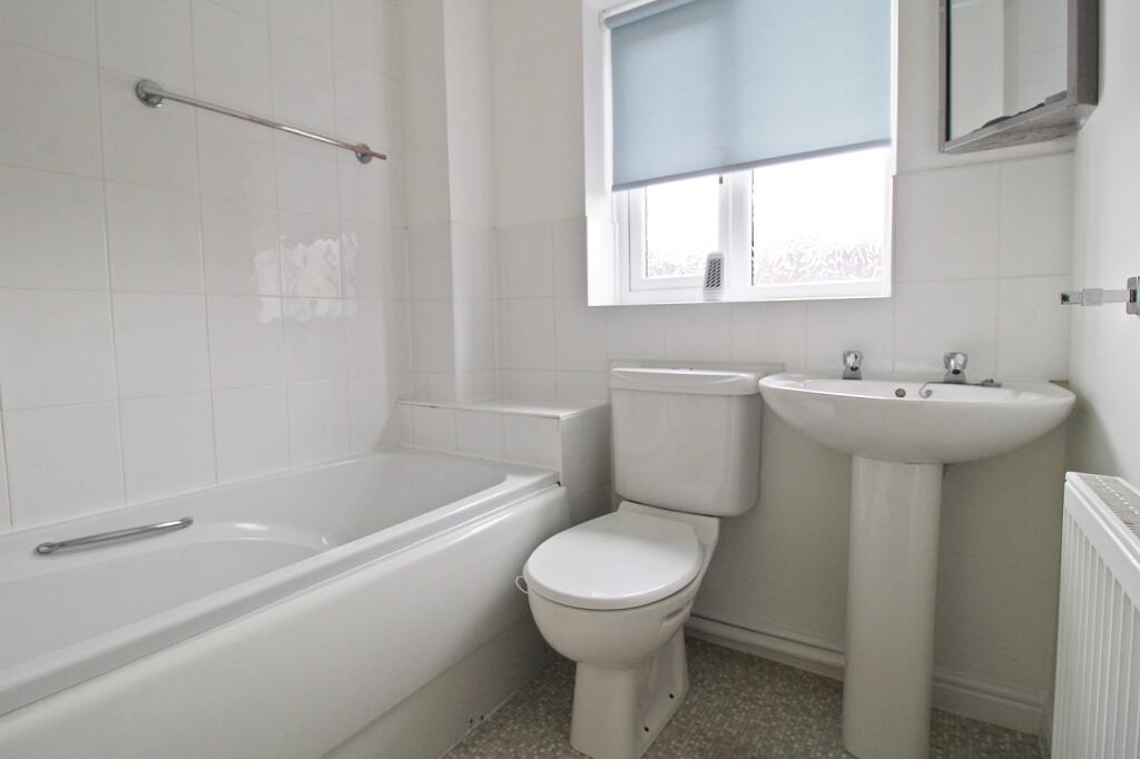 Additional property image - Clos Gwernen, Llanharry, Pontyclun, Rhondda Cynon Taff. CF72 9GH