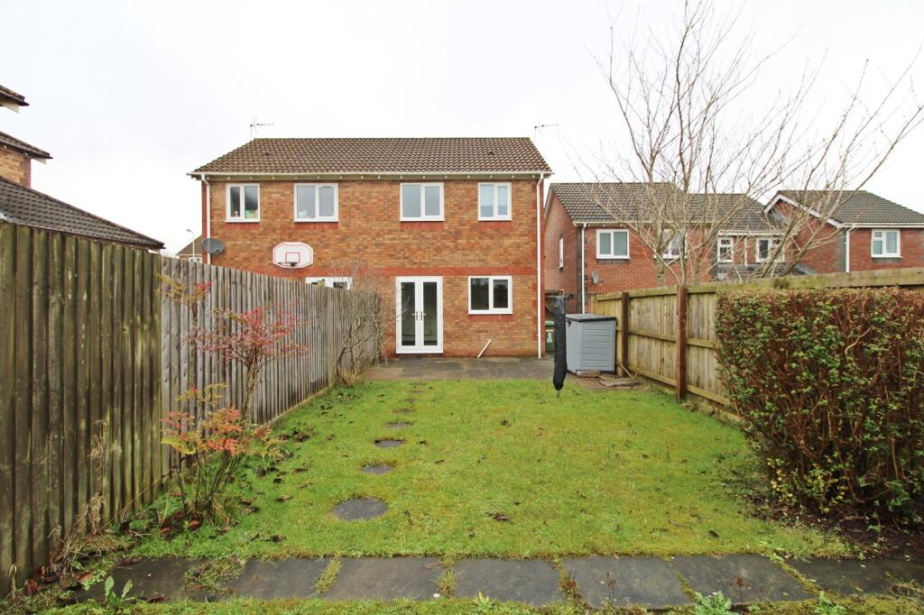 Additional property image - Clos Gwernen, Llanharry, Pontyclun, Rhondda Cynon Taff. CF72 9GH