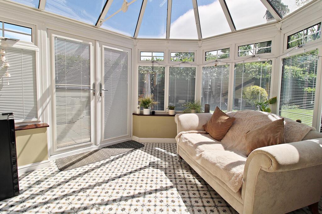 Additional property image - Bryn Creigiau, Groesfaen, Pontyclun, Rhondda Cynon Taff. CF72 8RT