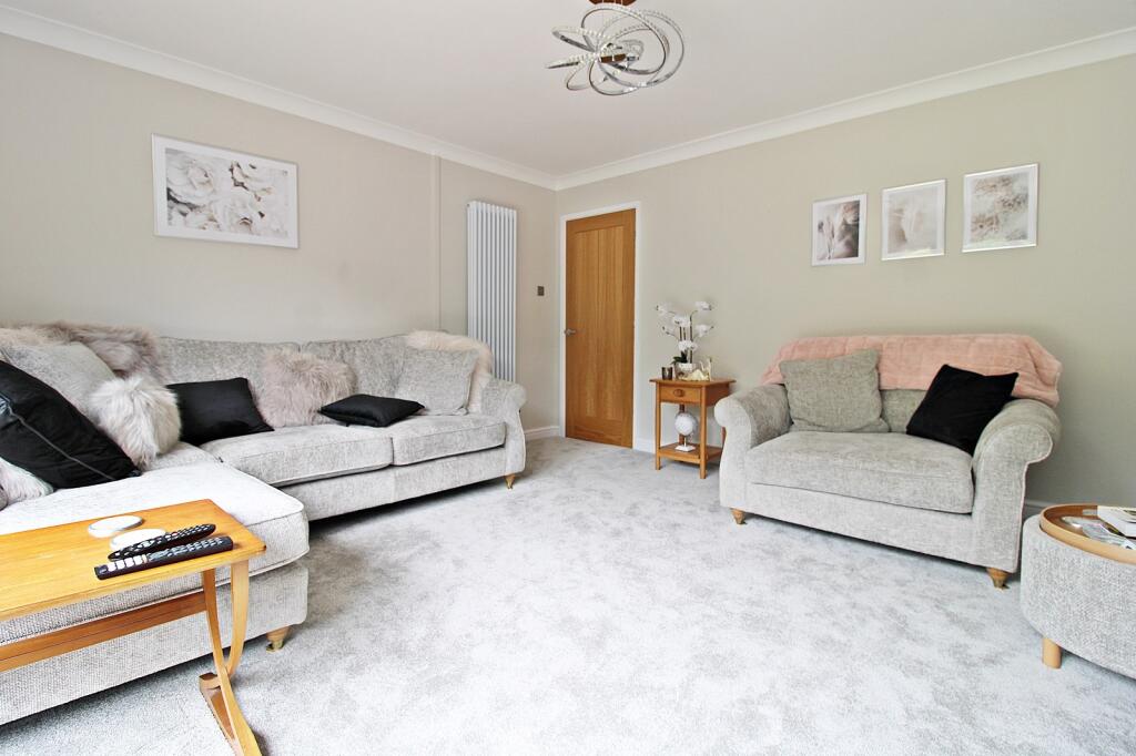 Additional property image - Bryn Creigiau, Groesfaen, Pontyclun, Rhondda Cynon Taff. CF72 8RT