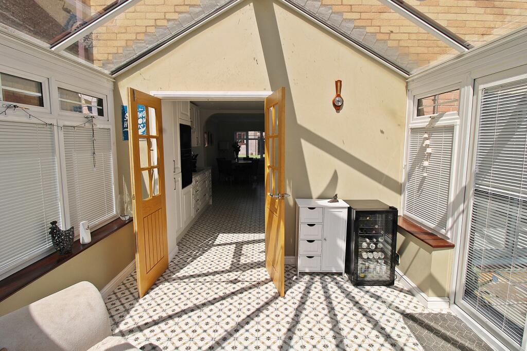 Additional property image - Bryn Creigiau, Groesfaen, Pontyclun, Rhondda Cynon Taff. CF72 8RT