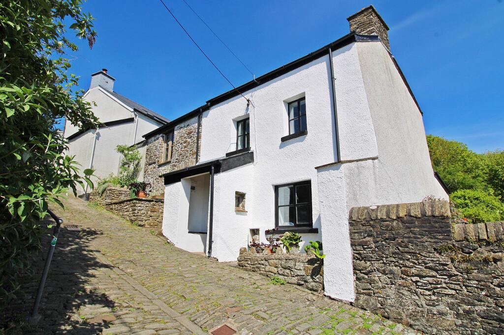 Main image of property: Yr Allt, Llantrisant, Pontyclun, Rhondda Cynon Taff. CF72 8EF