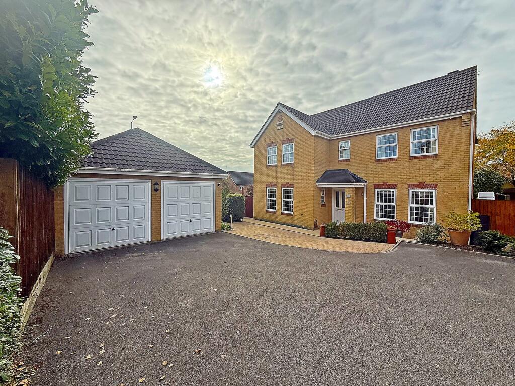 Main image of property: Walnut Close, Miskin, Pontyclun, Rhondda Cynon Taff. CF72 8RZ