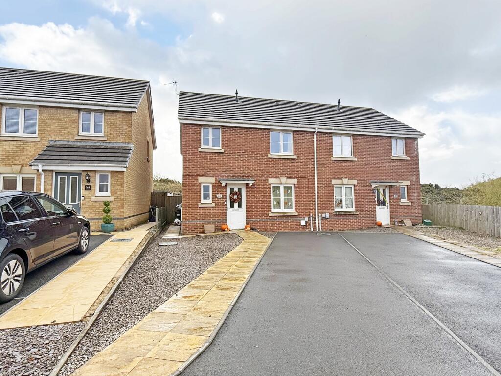 Main image of property: St. Ilid's Meadow, Llanharan, Pontyclun. CF72 9FX