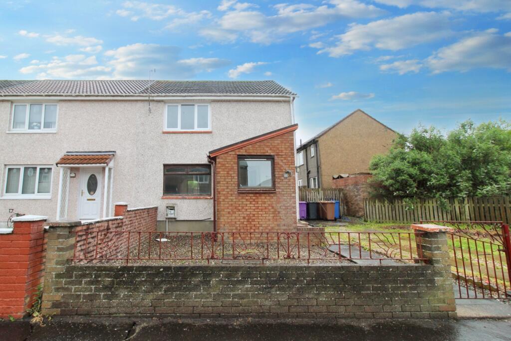 2 bedroom end of terrace house for sale in Middlepart Crescent