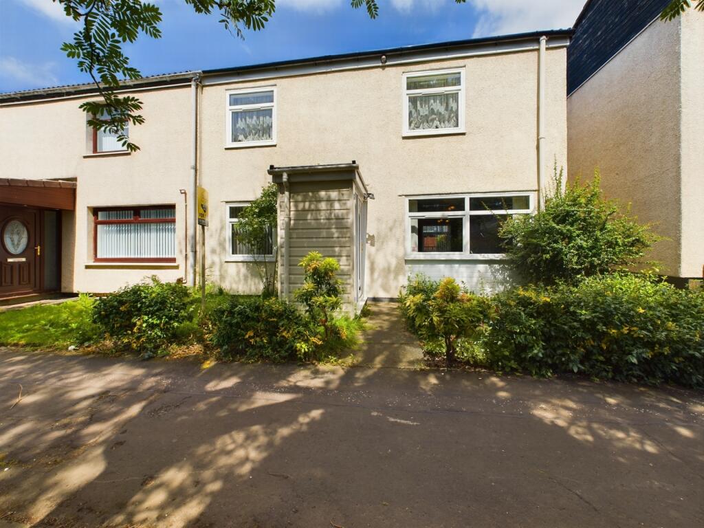 3 bedroom end of terrace house for sale in Bargeny, Kilwinning, KA13