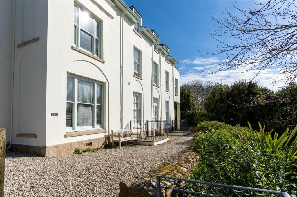 2 bedroom apartment for sale in Alverton Manor, Penzance, TR18