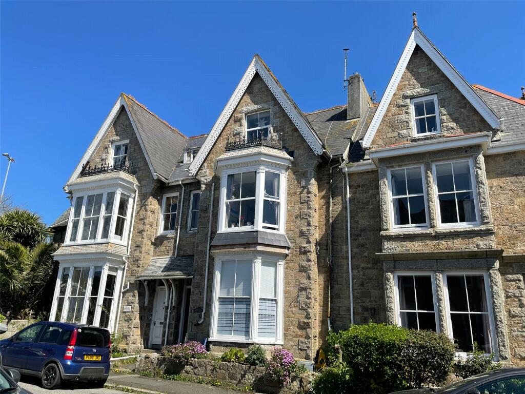 1 bedroom apartment for sale in Mennaye Road, Penzance, TR18