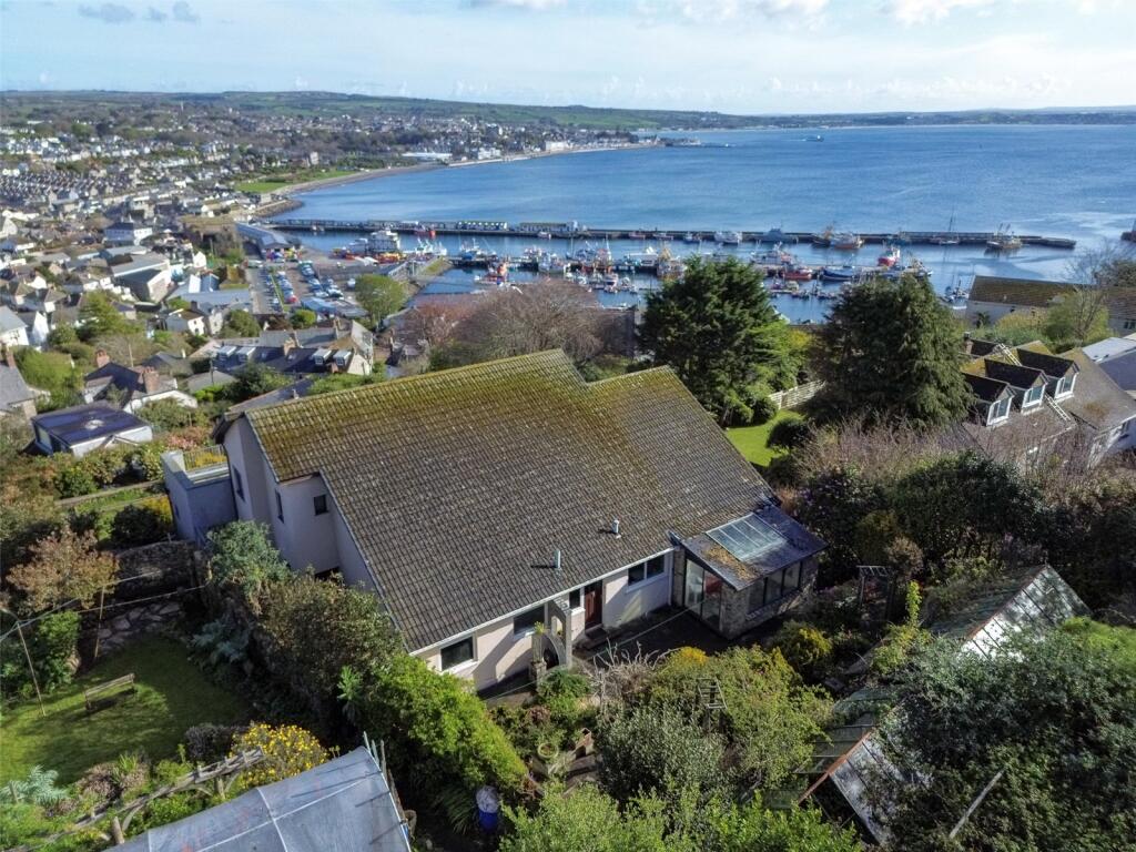 5 Bed detached house in Newlyn with sea views and potential studio/space.