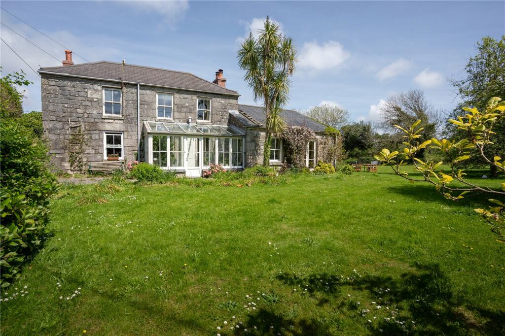 beautiful detached house in need of updating, near Godolphin with an acre of land and outbuildings
