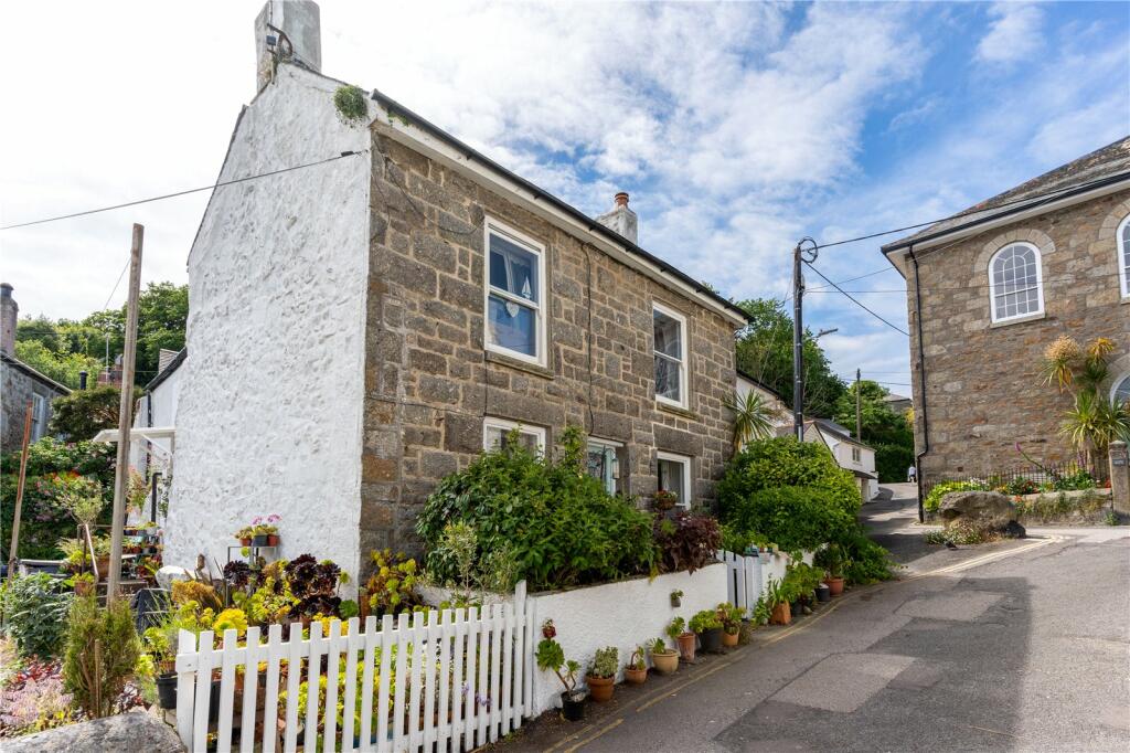 3 bedroom end of terrace Mousehole