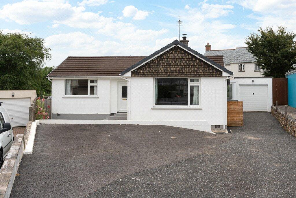 2 bedroom bungalow in Goldsithney great family home or retirement bungalow