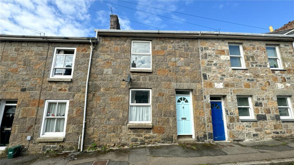 2 bedoom terraced house in Penzance