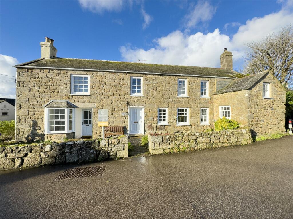 5 bedroom detached longhouse in St Buryan with annexe