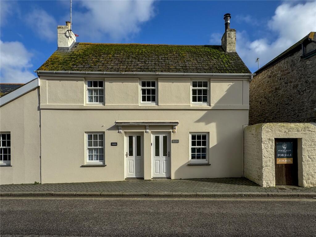 3 bedroom semi detached house in Marazion