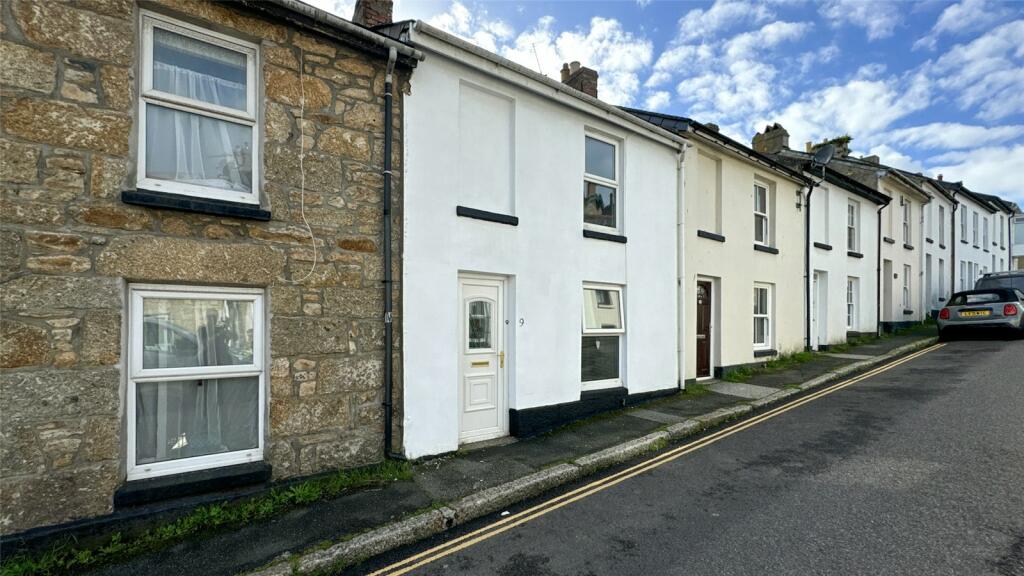 2 bedroom terraced house great first time buy