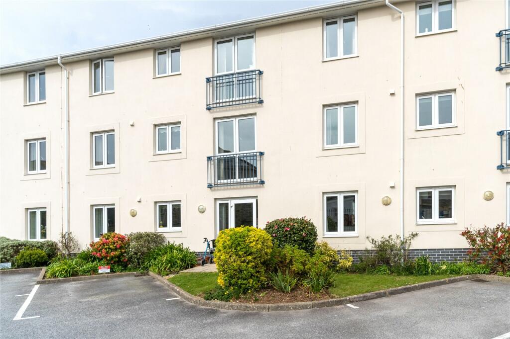 2 bedroom retirement apartment in Penzance