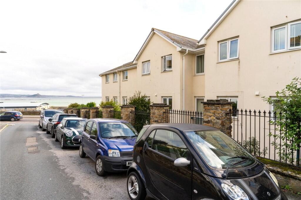 1 bedroom apartment in Trafalgar Court