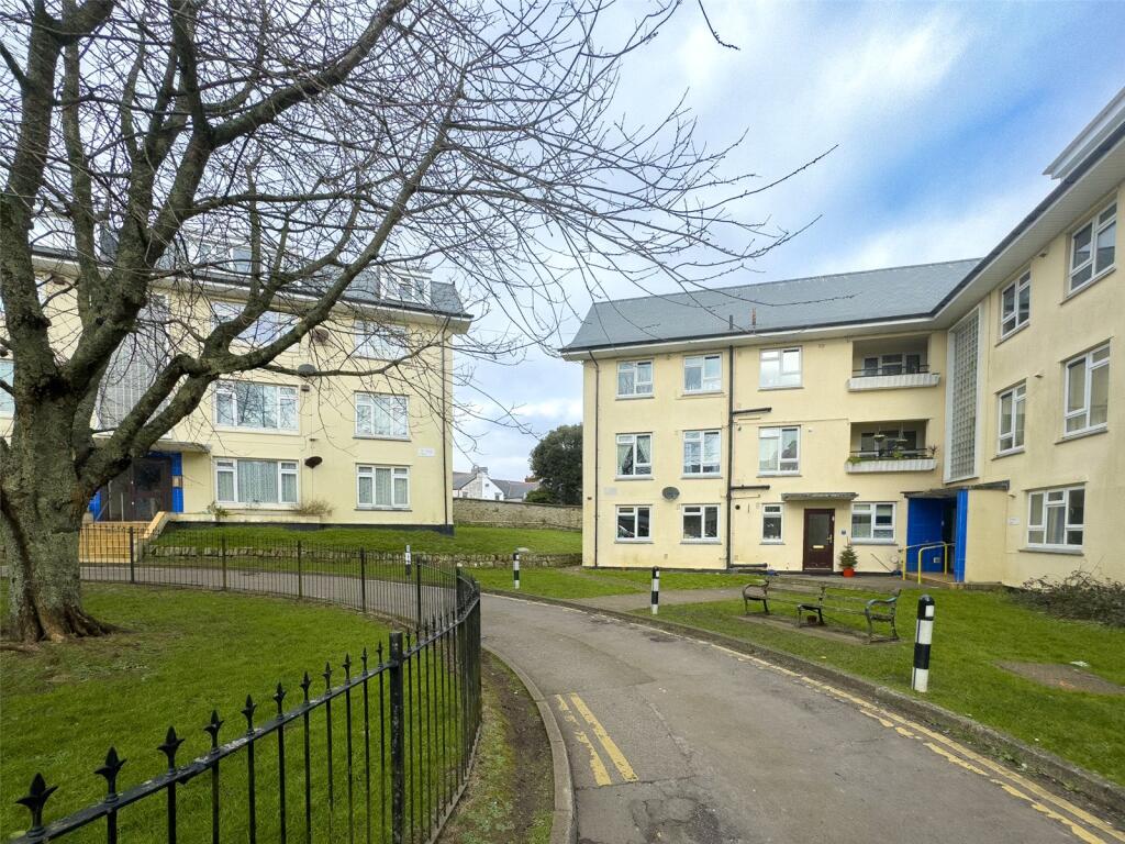 1 bedroom apartment in Penzance no chain all brand new kitchen and bathroom